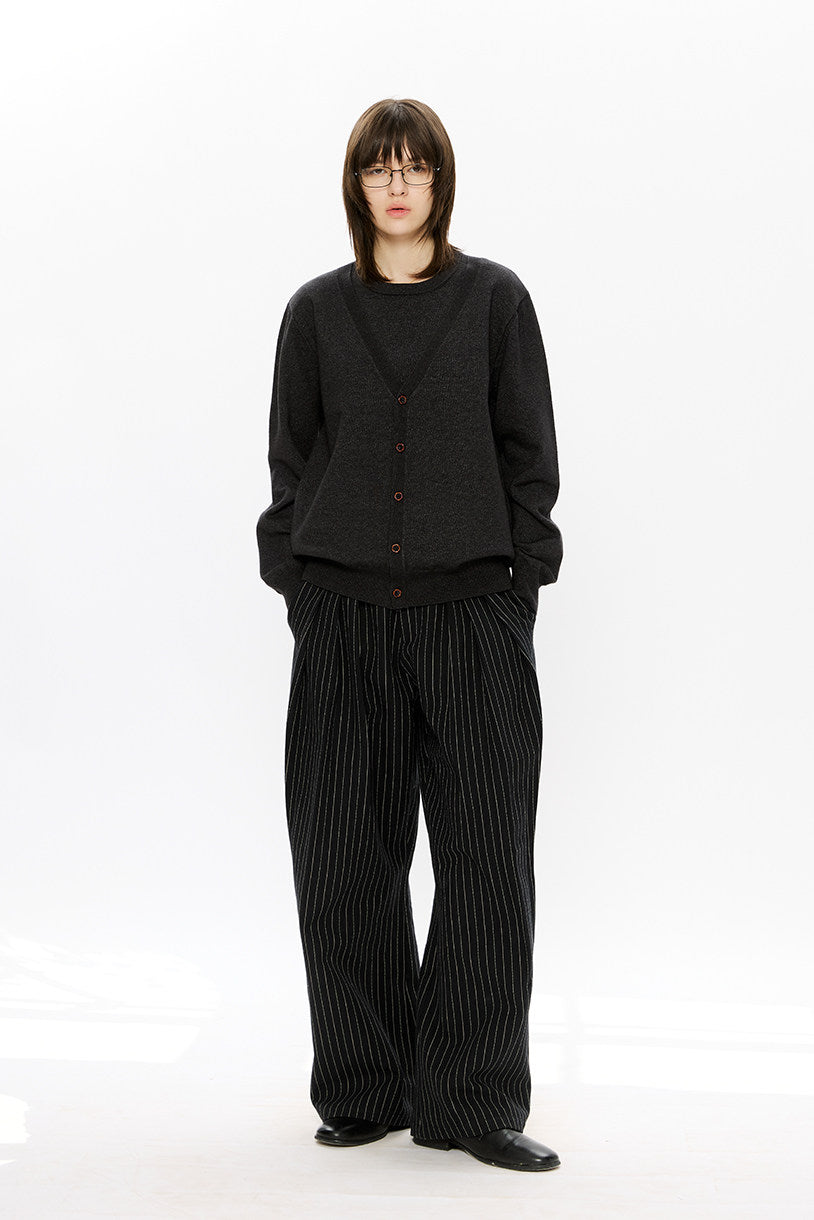 Vintage-style loose-fit knit cardigan