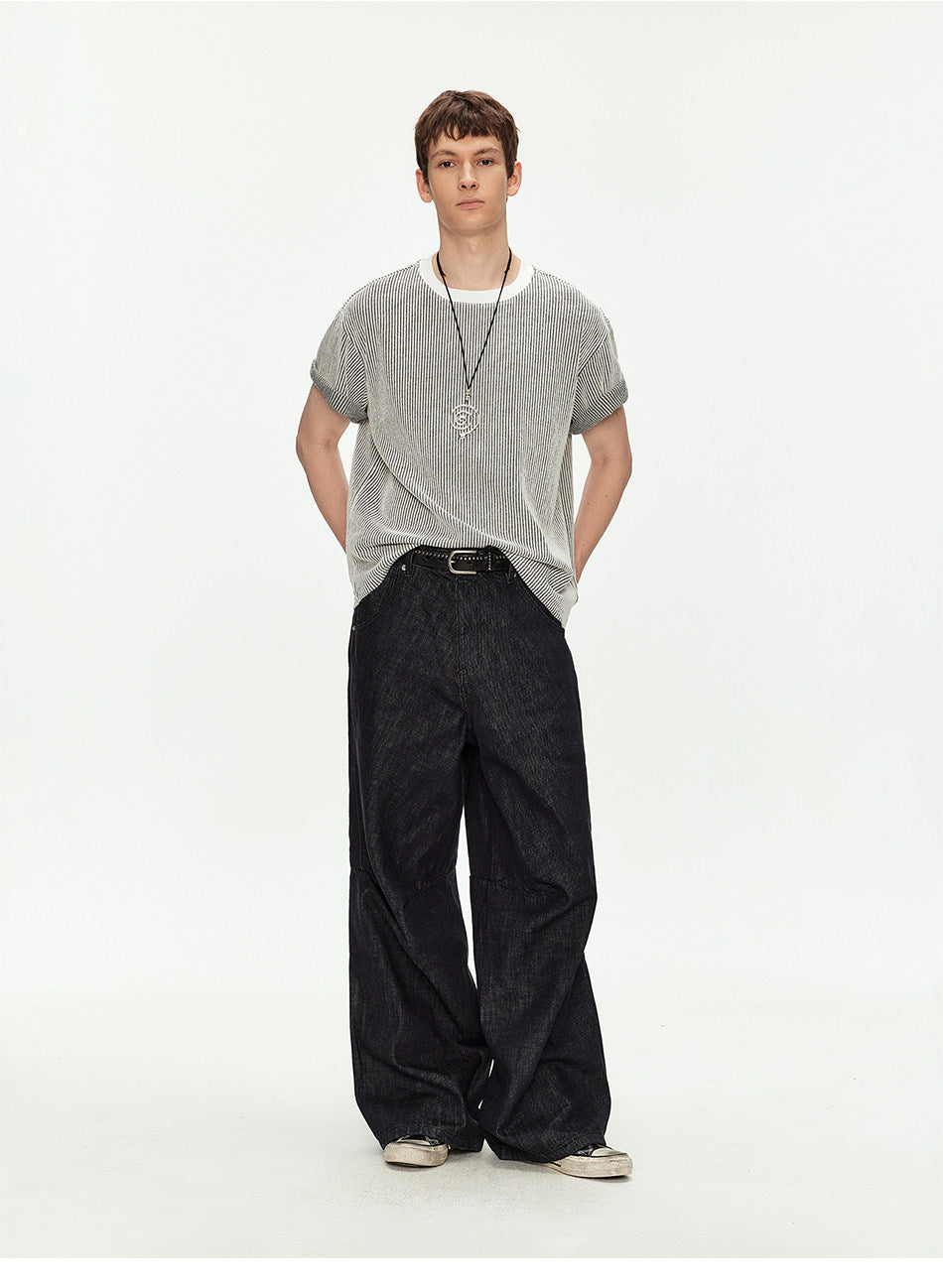 Round-Neck Vertical-Striped T-Shirt