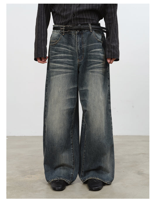 Distressed Washed Jeans