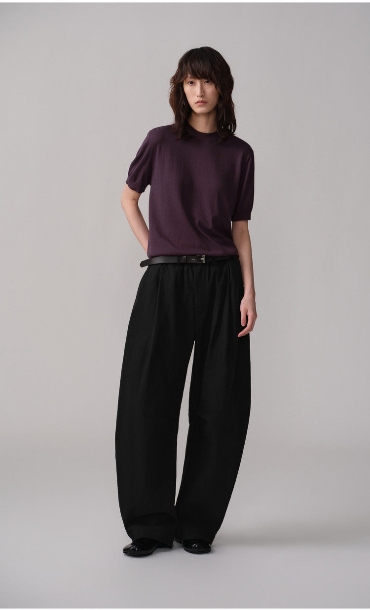Casual Knit Shirt with Ribbed Waist and Hem