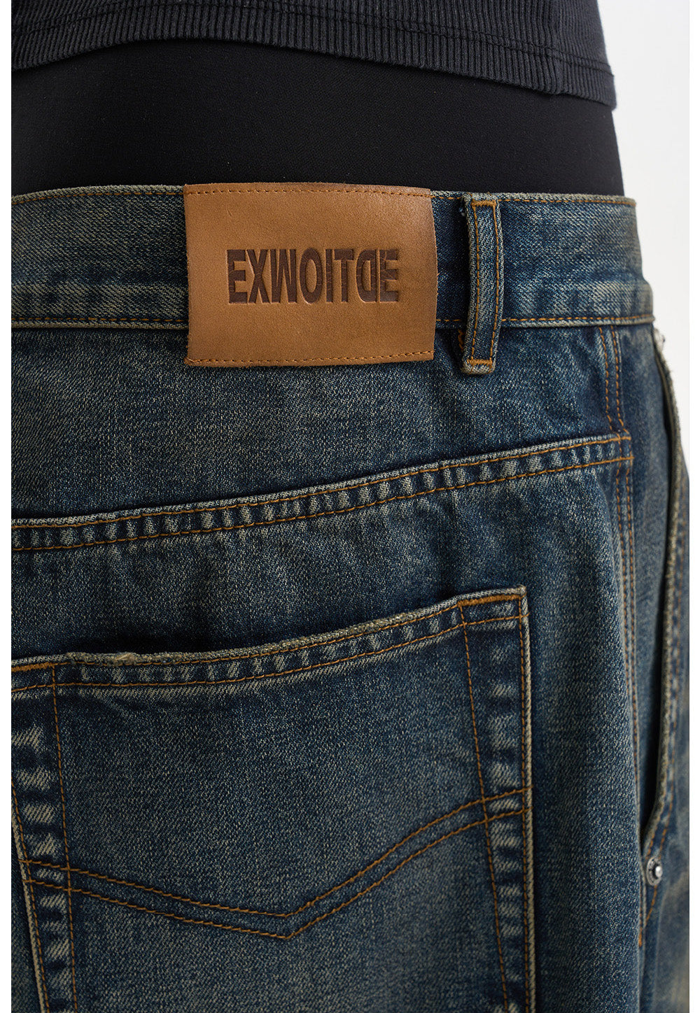 Wash-processed wide-leg jeans