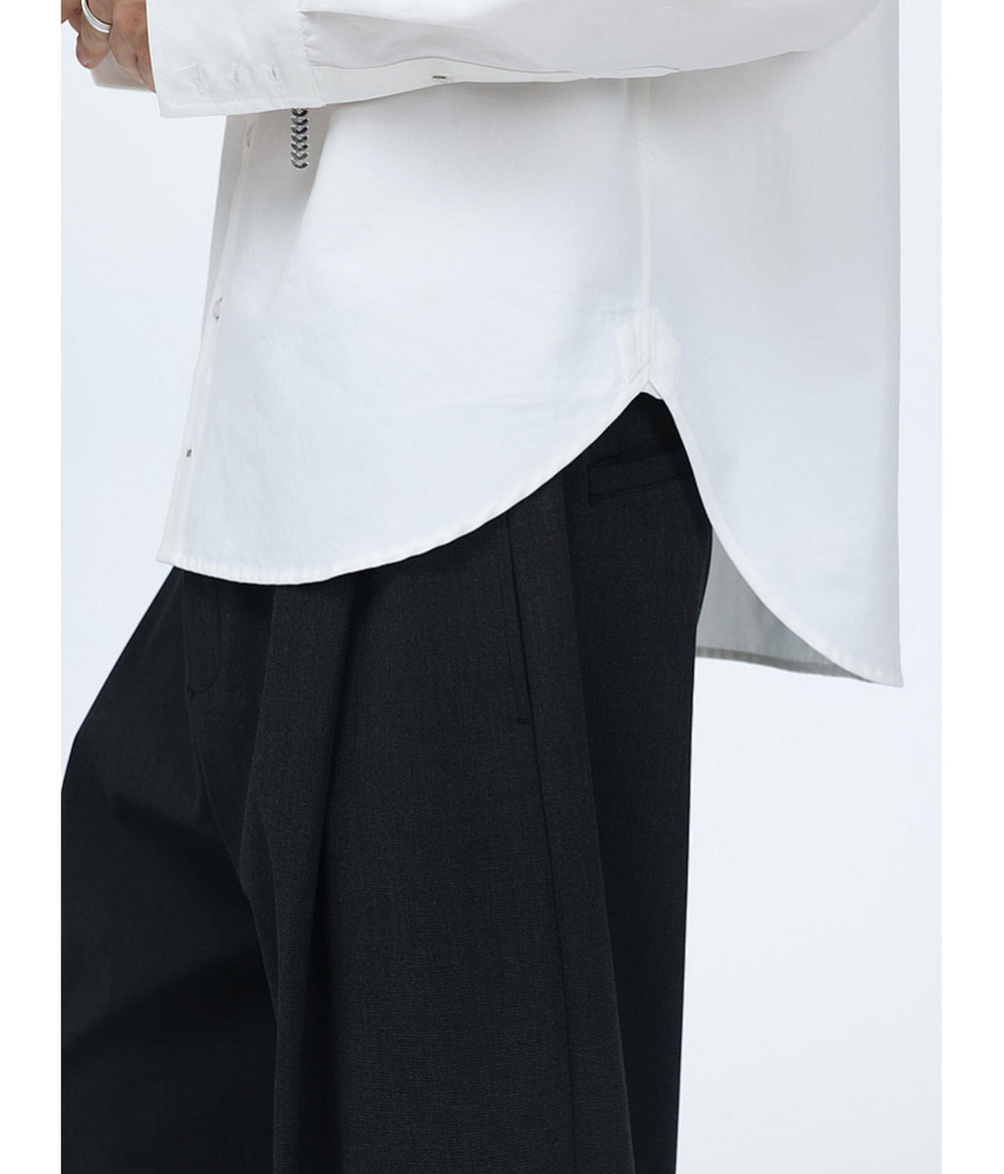 High-End Tailored Long-Silhouette Shirt