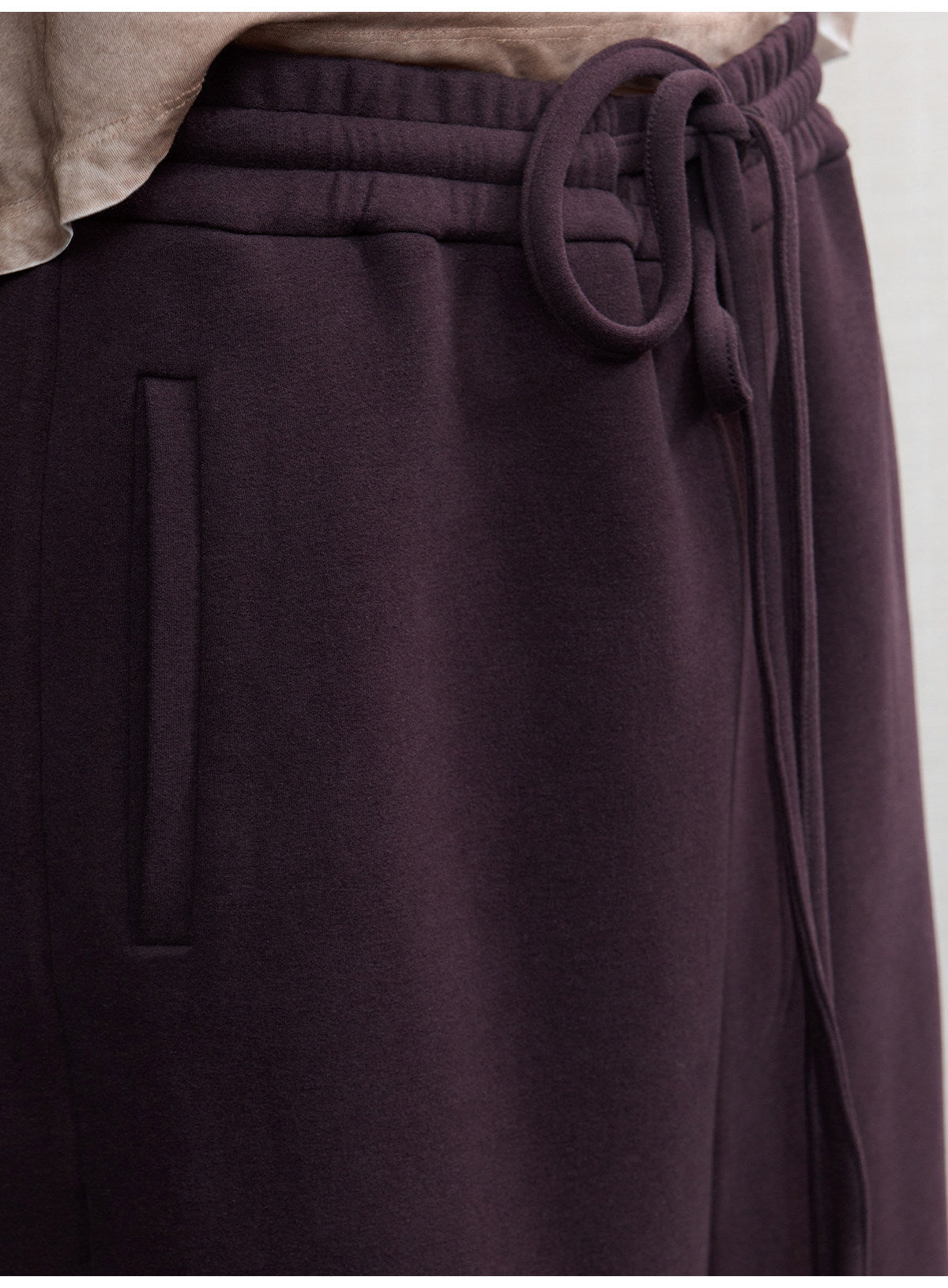 Low-Waist Fleece-Lined Sweatpants