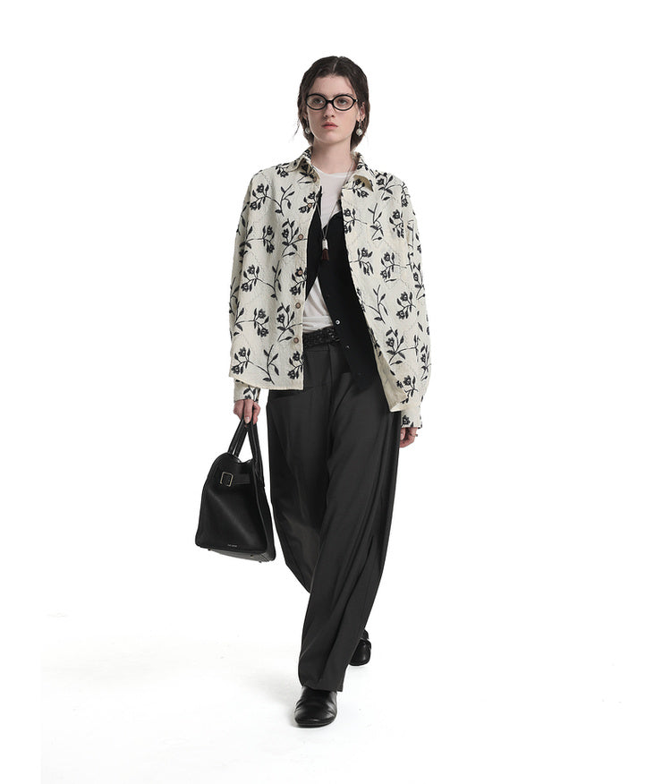 Resort-style shirt with embroidery throughout