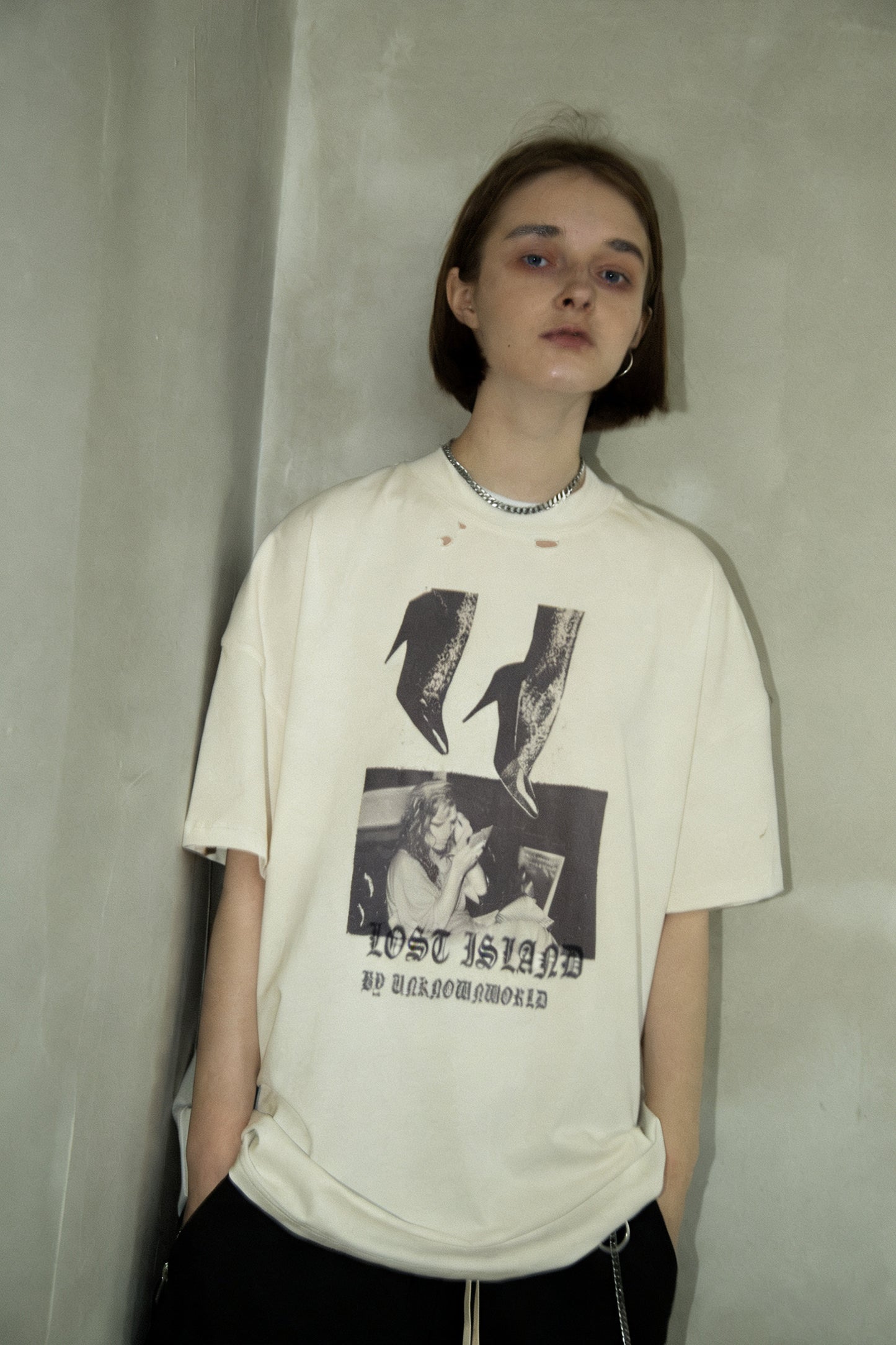 Loose-fit Printed T-Shirt with Shoulder Design