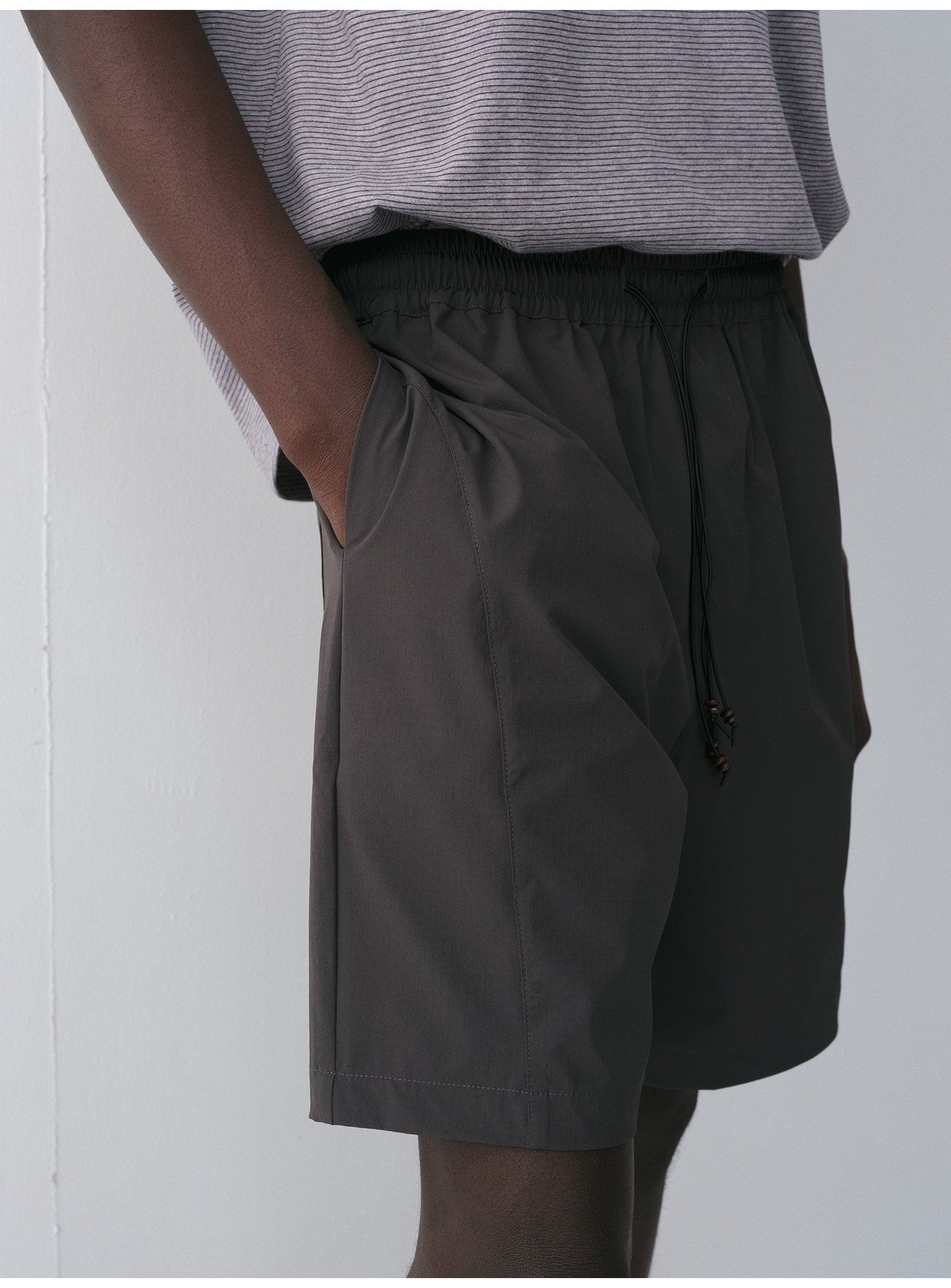 Lightweight Quarter-Length Casual Shorts