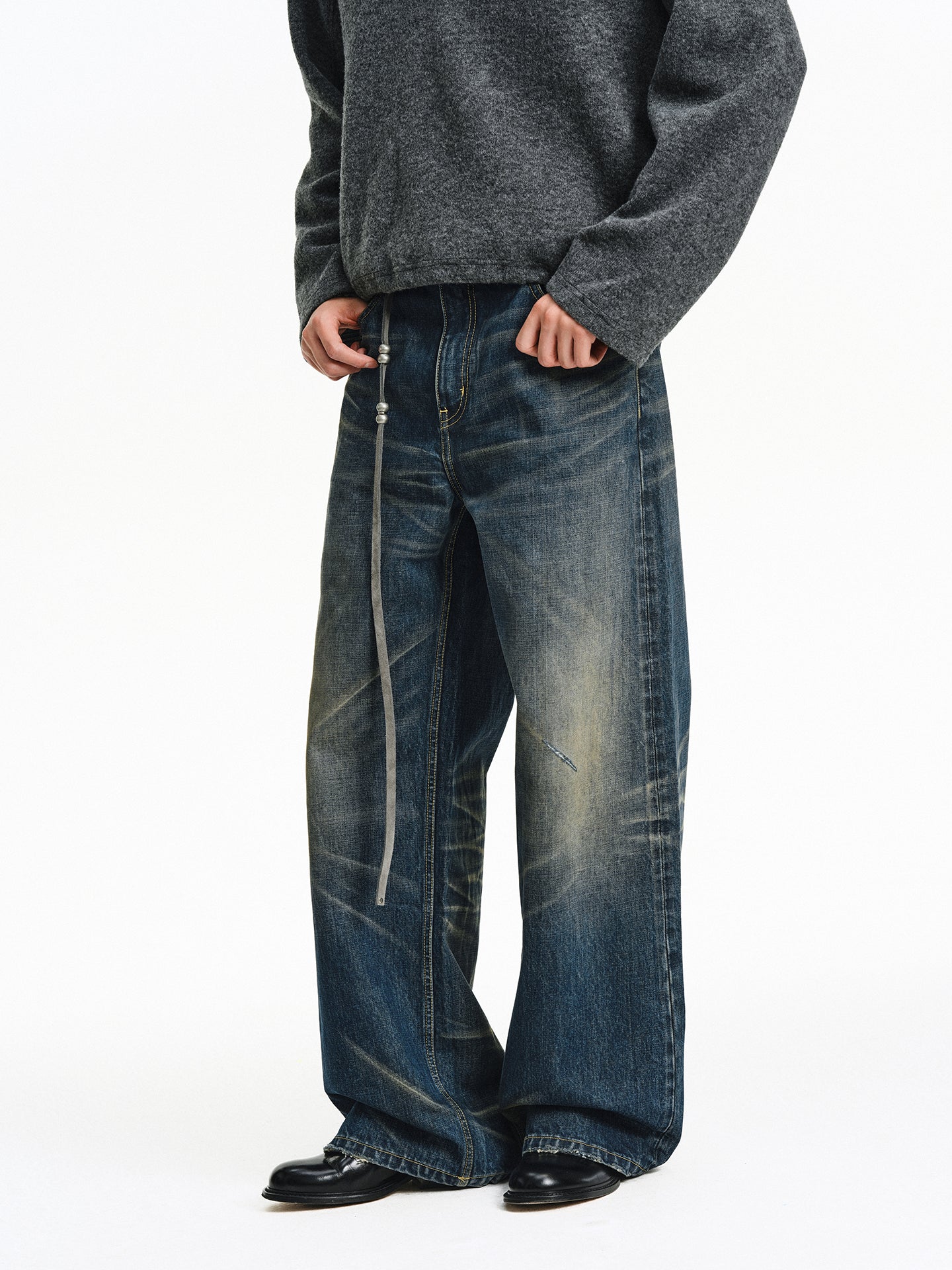 Vintage-Washed Jeans