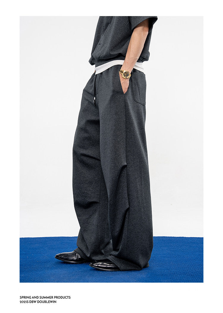 Casual Sweatpants with 3D-Structured Pleats