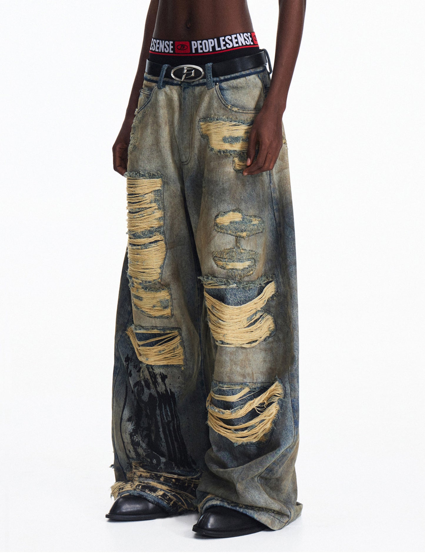 Wild Damage Curved Jeans