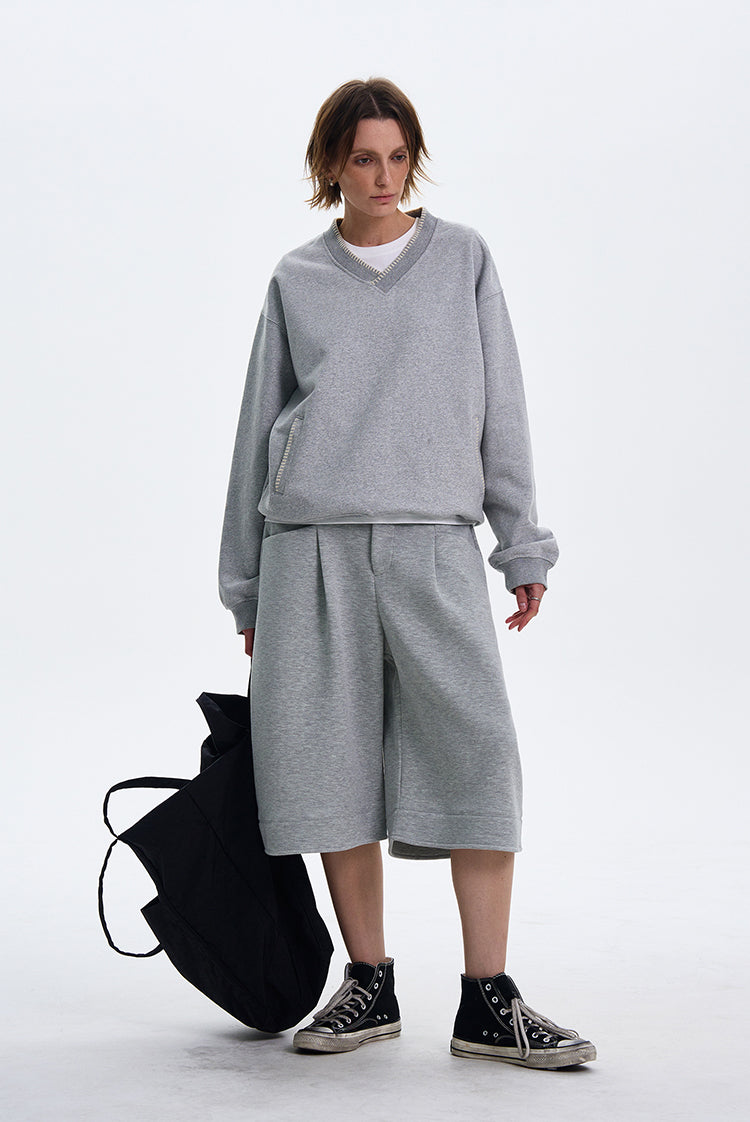 High-end V-neck sweatshirt