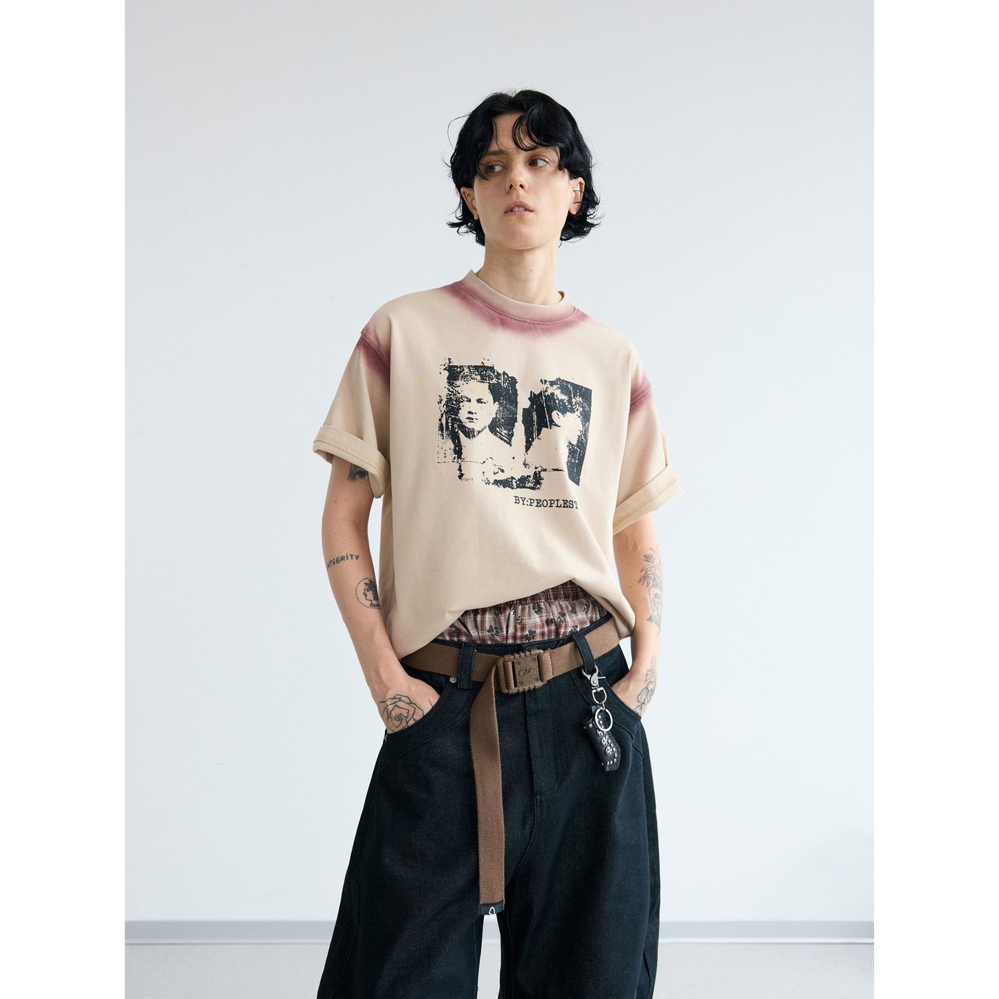 Hand-painted contrast color T-shirt