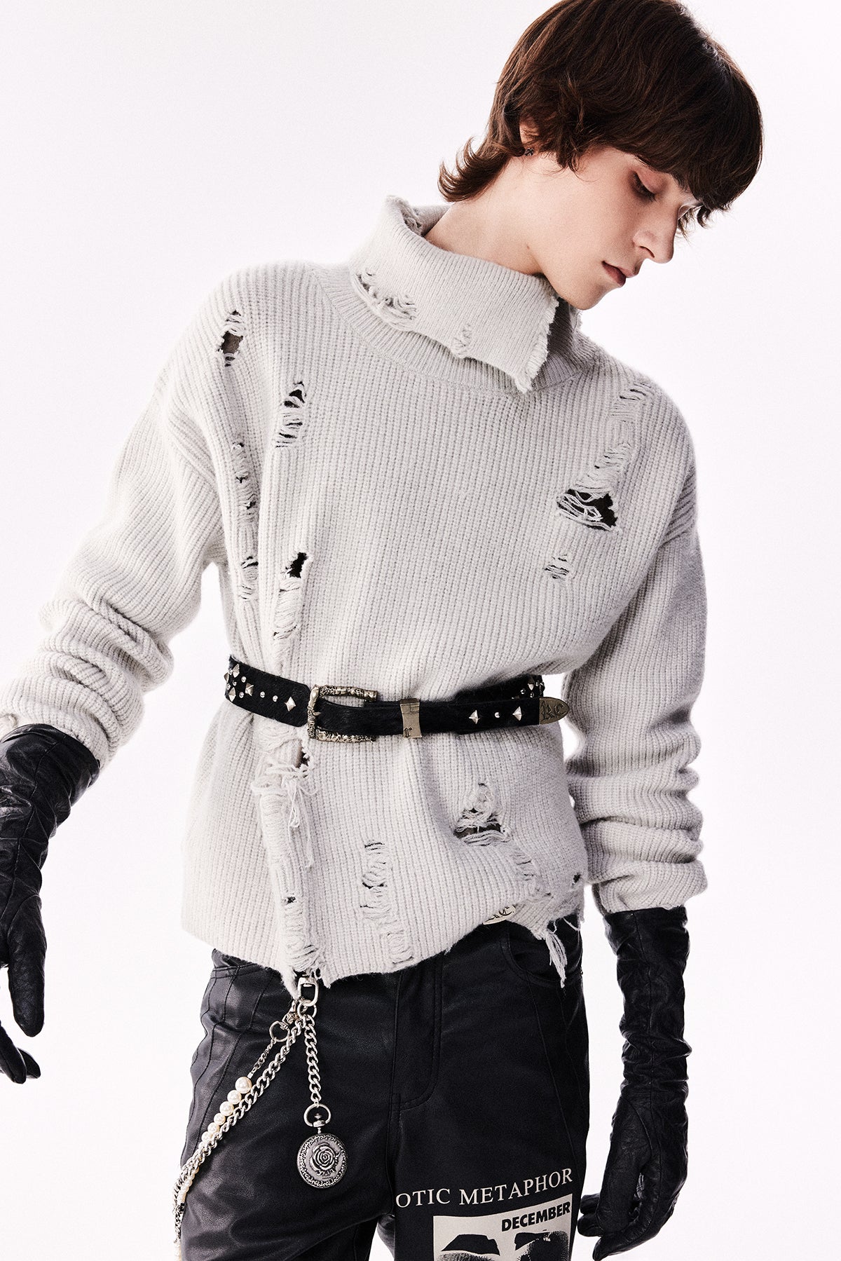 Turtleneck Ripped Hole Knit