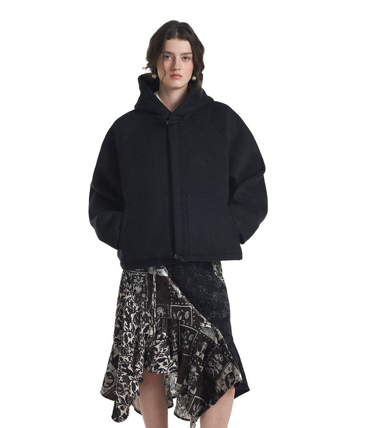 Short-length oversized jacket