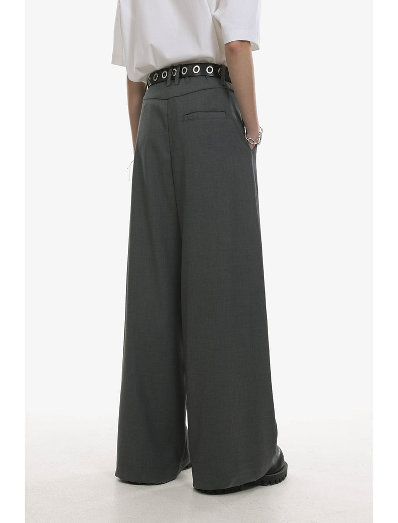 Low-end style silhouette drape pants