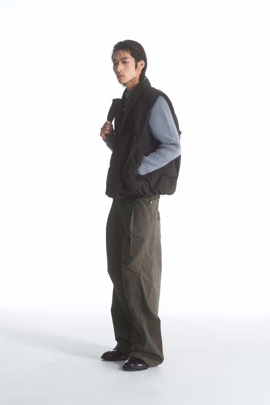 Diagonal Collar Cotton Vest