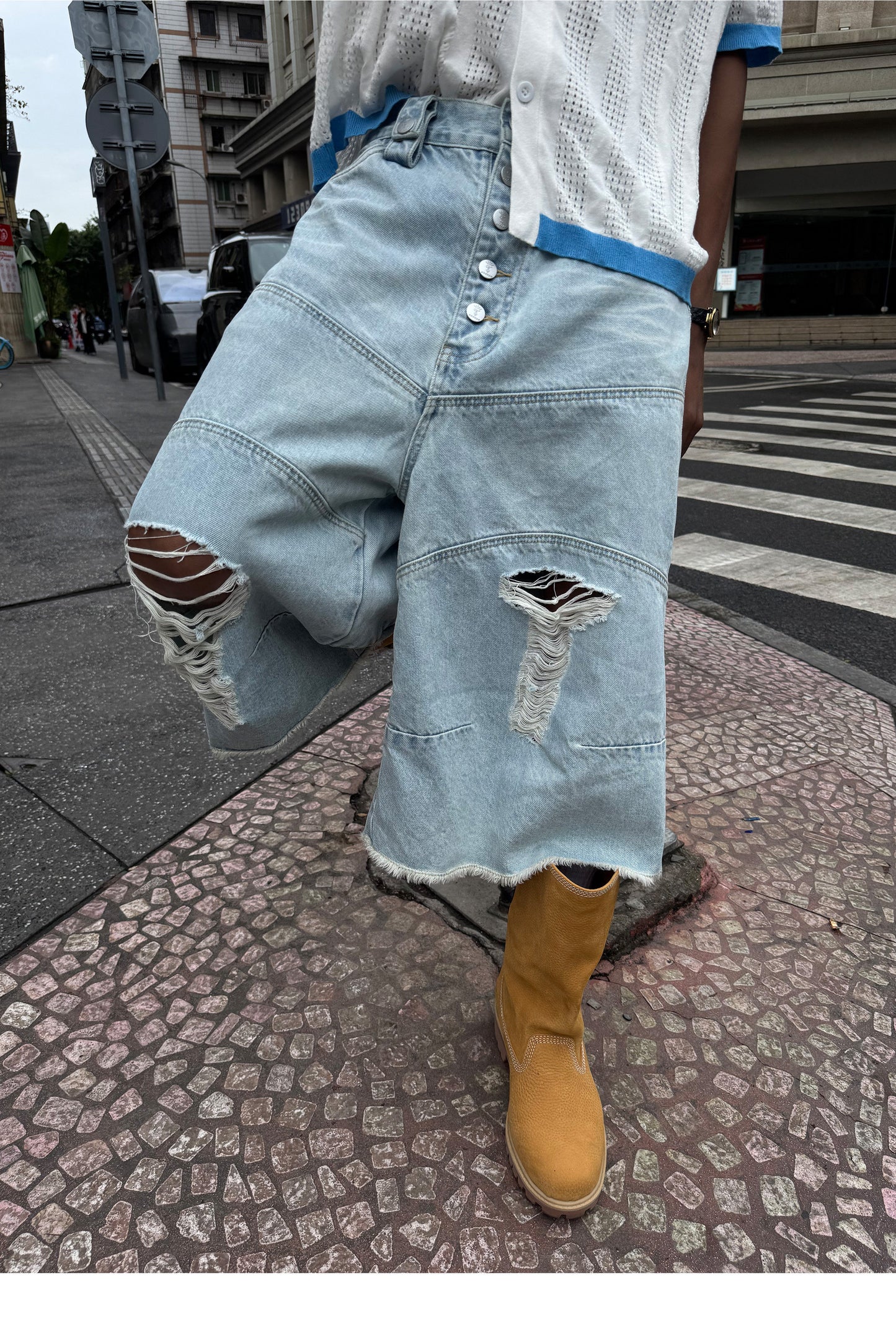 Vintage Whisker-Washed Loose-Fit Denim Shorts