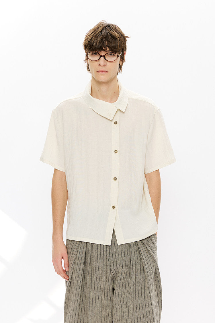 Diagonal placket stand-up collar shirt