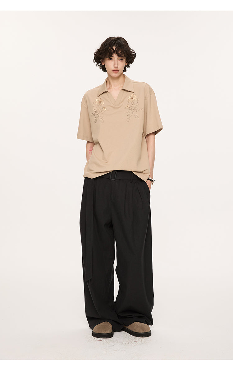 Embroidered V-neck polo shirt