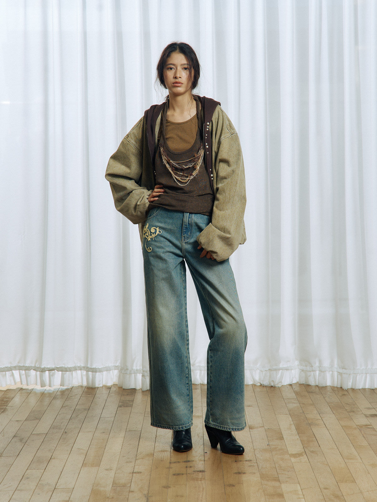 Embroidered Two-Tone Wash Straight Leg Jeans
