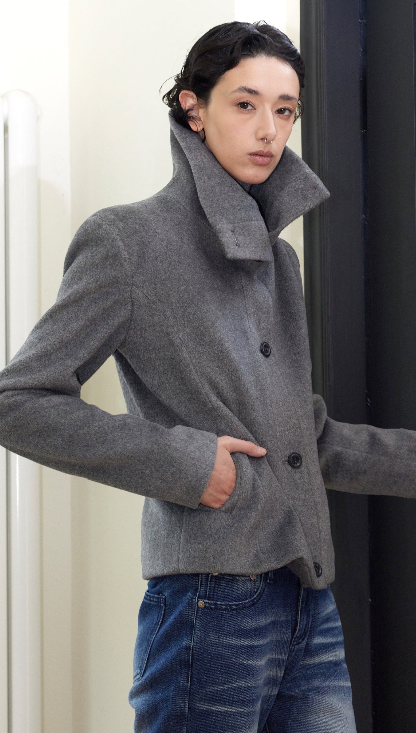 Simple stand collar retro wool coat