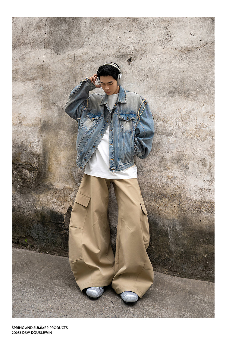 Casual pants with large pockets