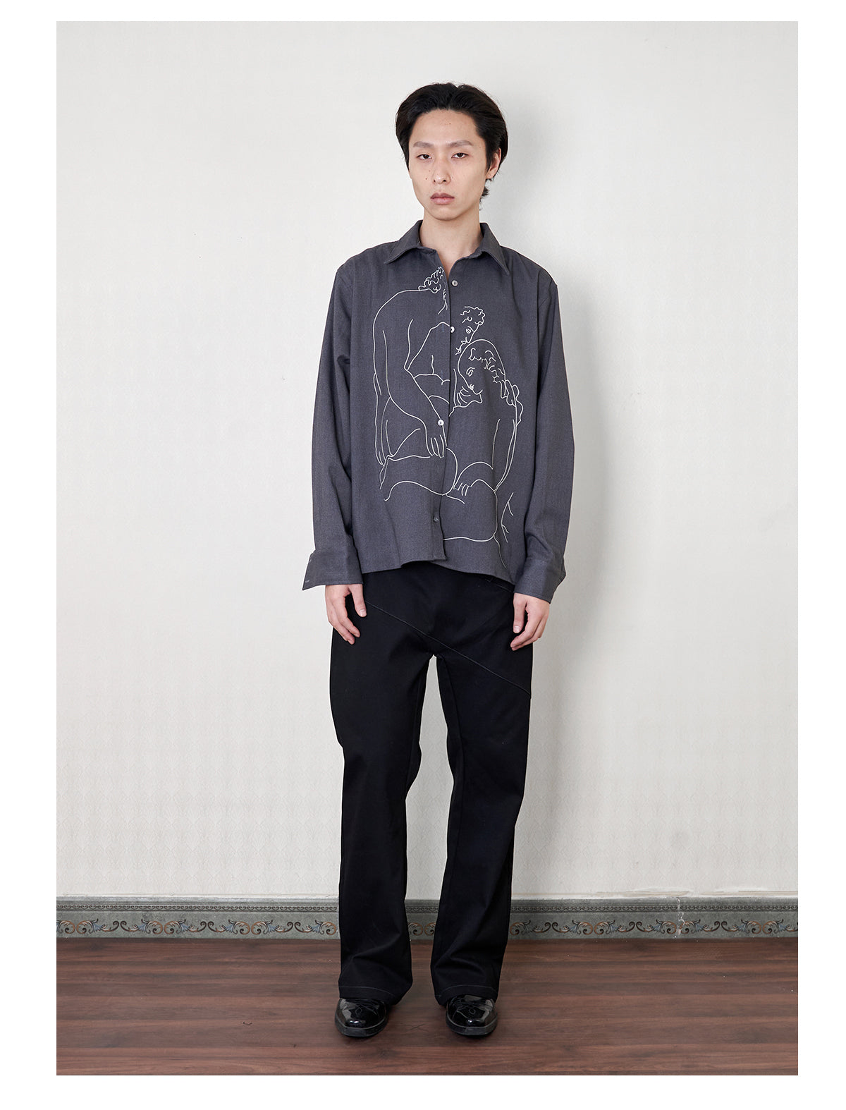 Portrait Embroidery Thick Shirt
