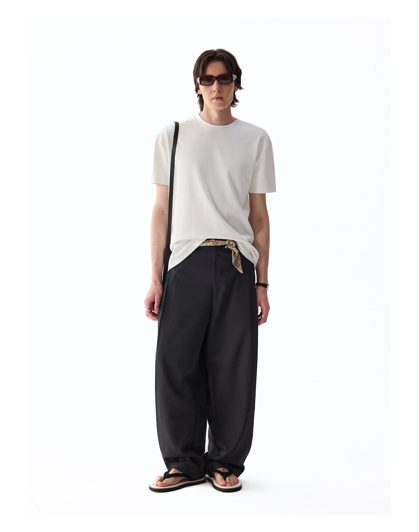 Side-Seam Casual Pants with a 3D Silhouette
