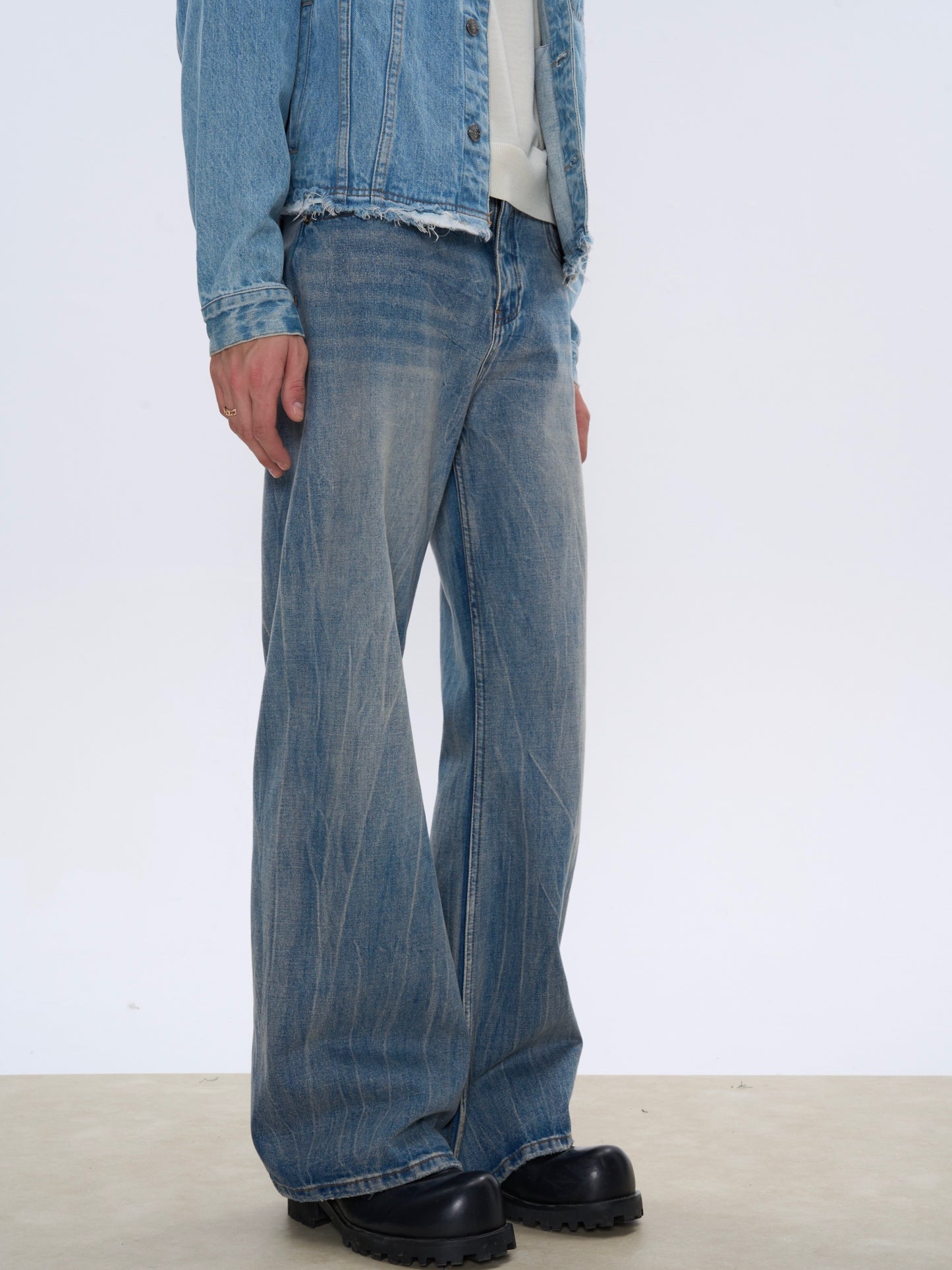 Washed Scimitar Cut Jeans