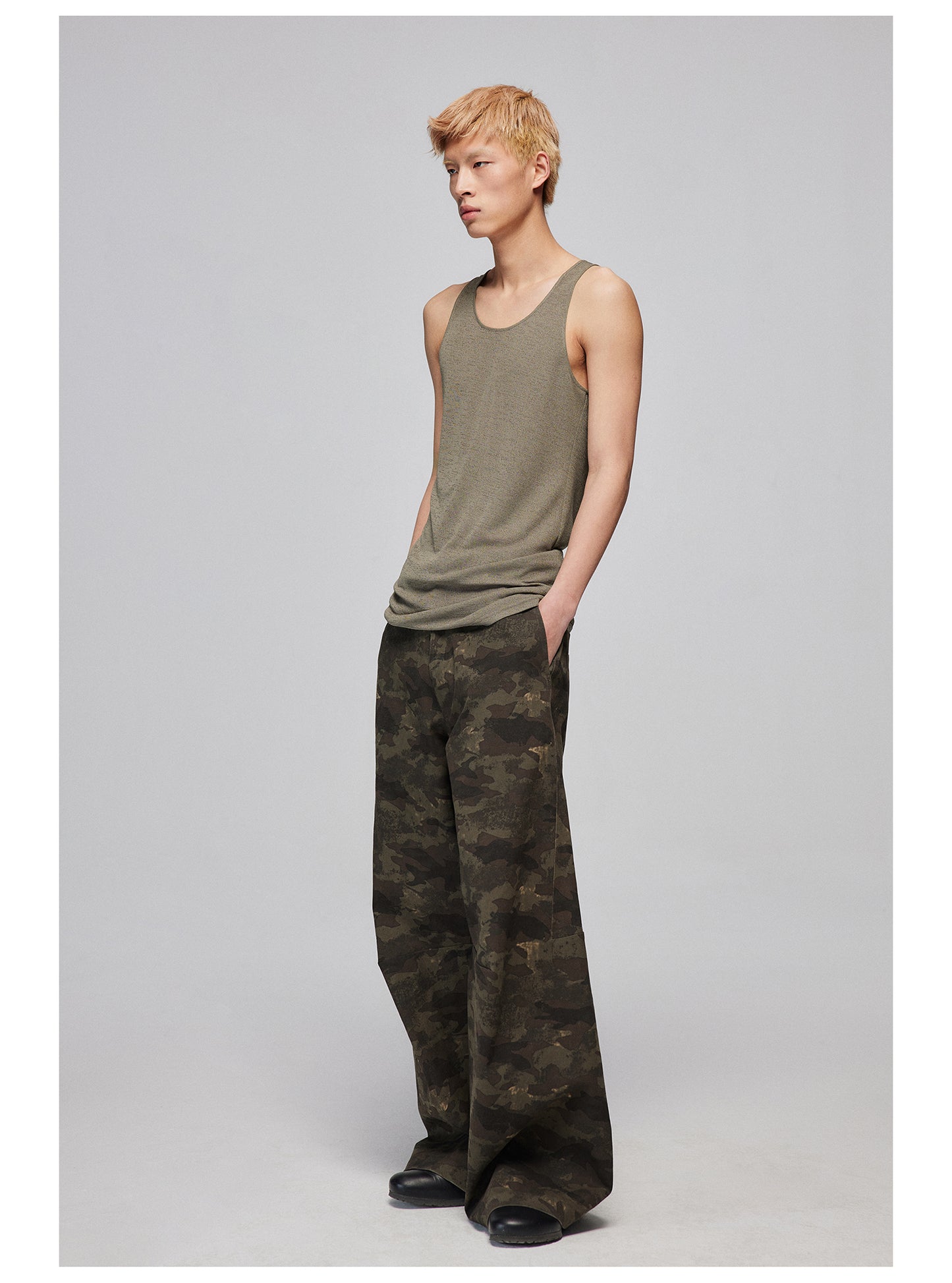 Wide leg casual camouflage pants