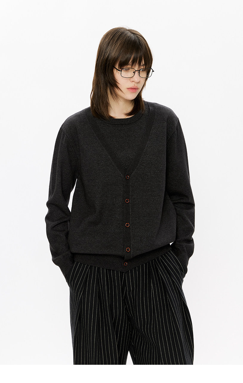 Vintage-style loose-fit knit cardigan