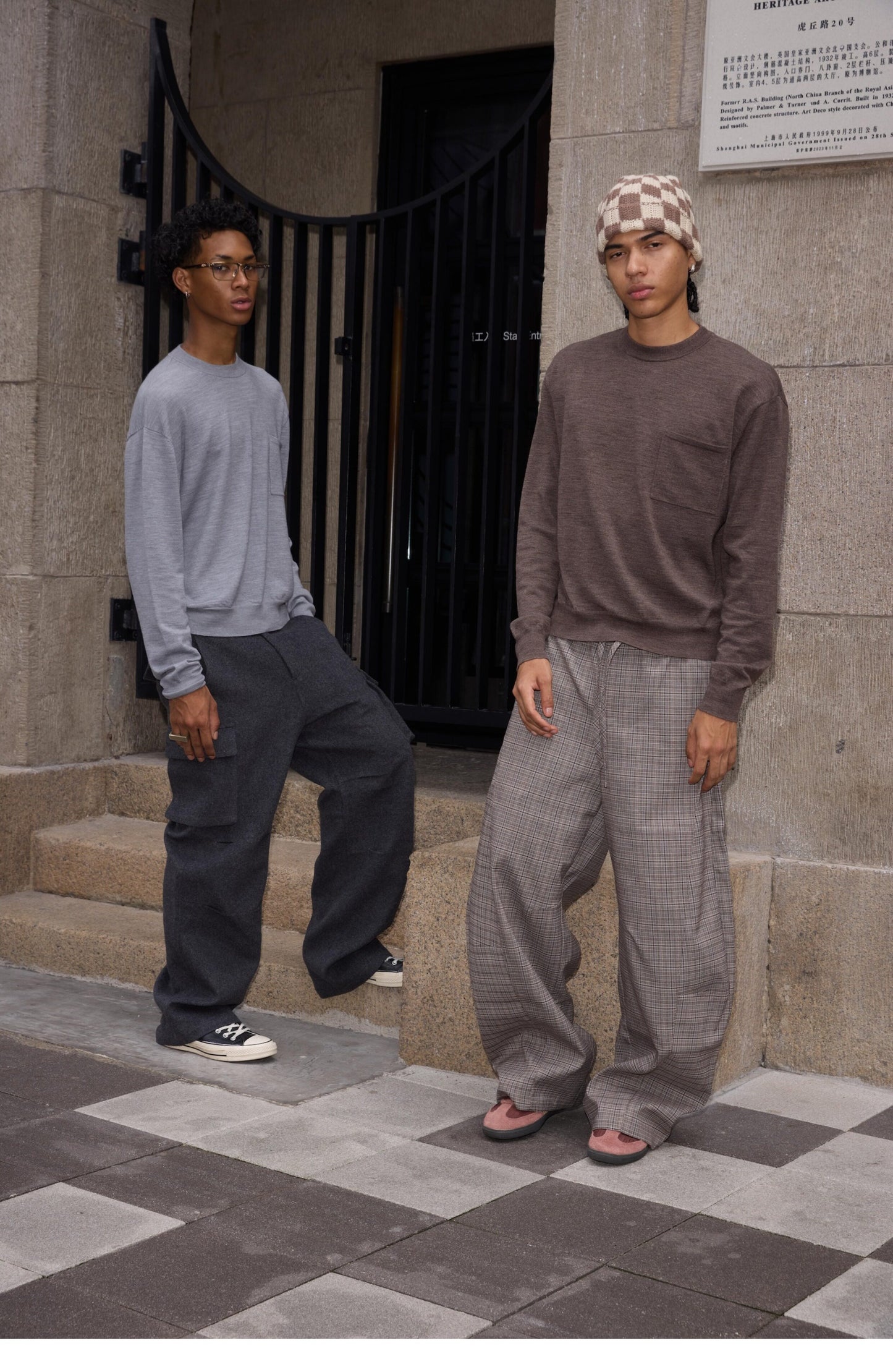 Crew-neck Sweater with Pockets