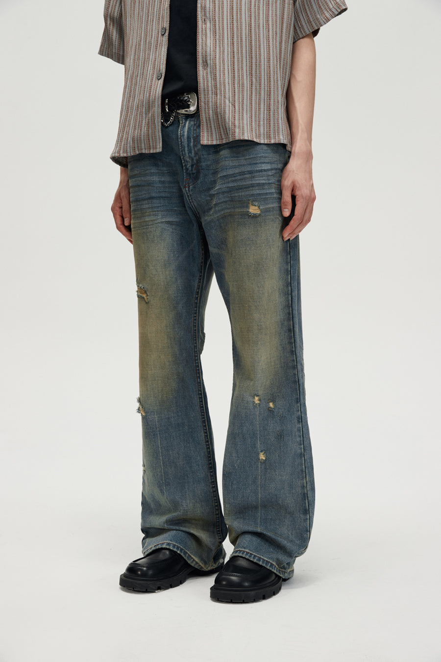 Damaged Bootcut Jeans