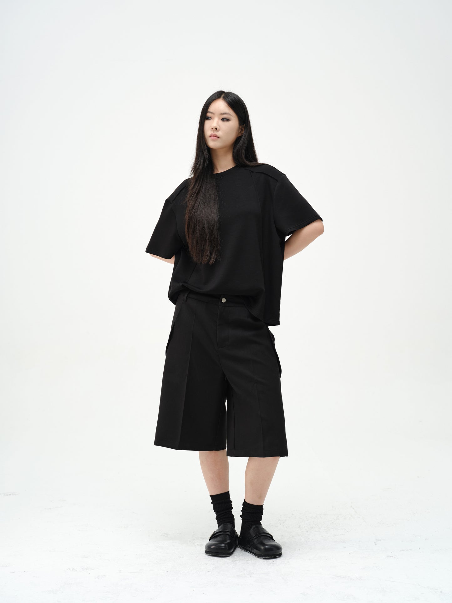 3D cropped shorts
