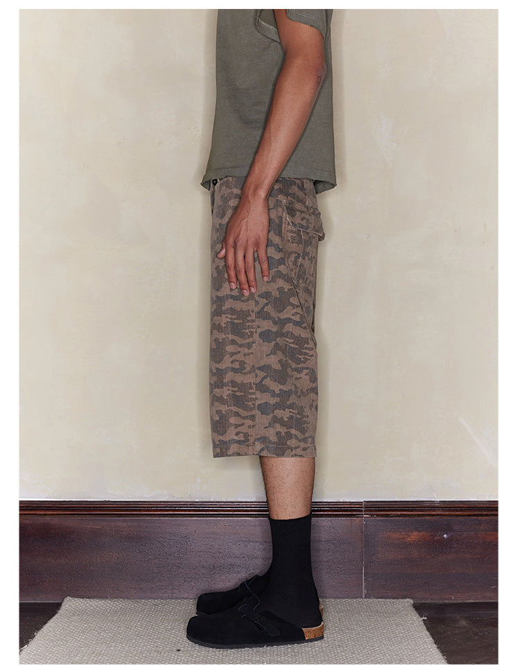 Camouflage mid-length pants