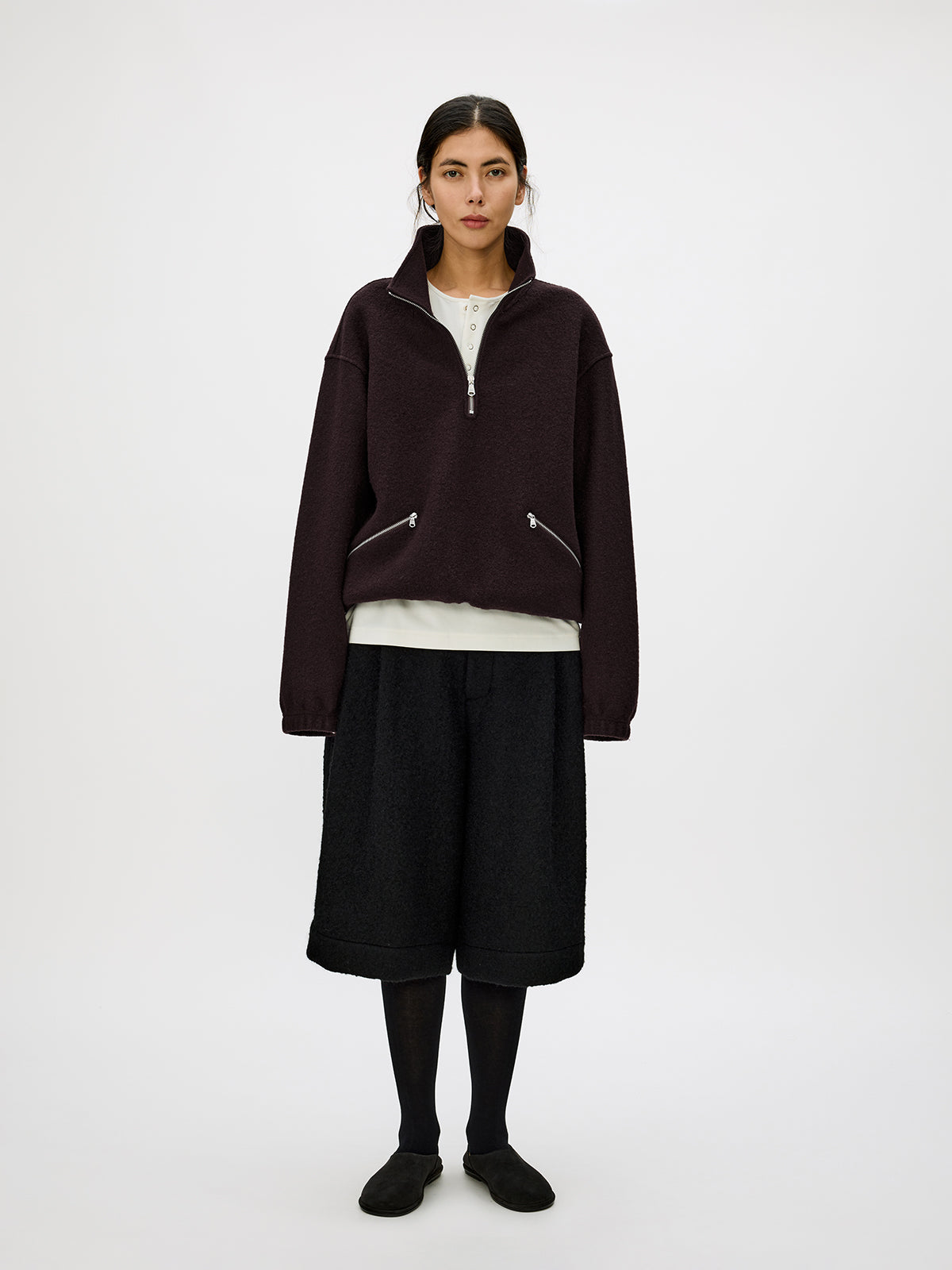 Half-Open Sweatshirt