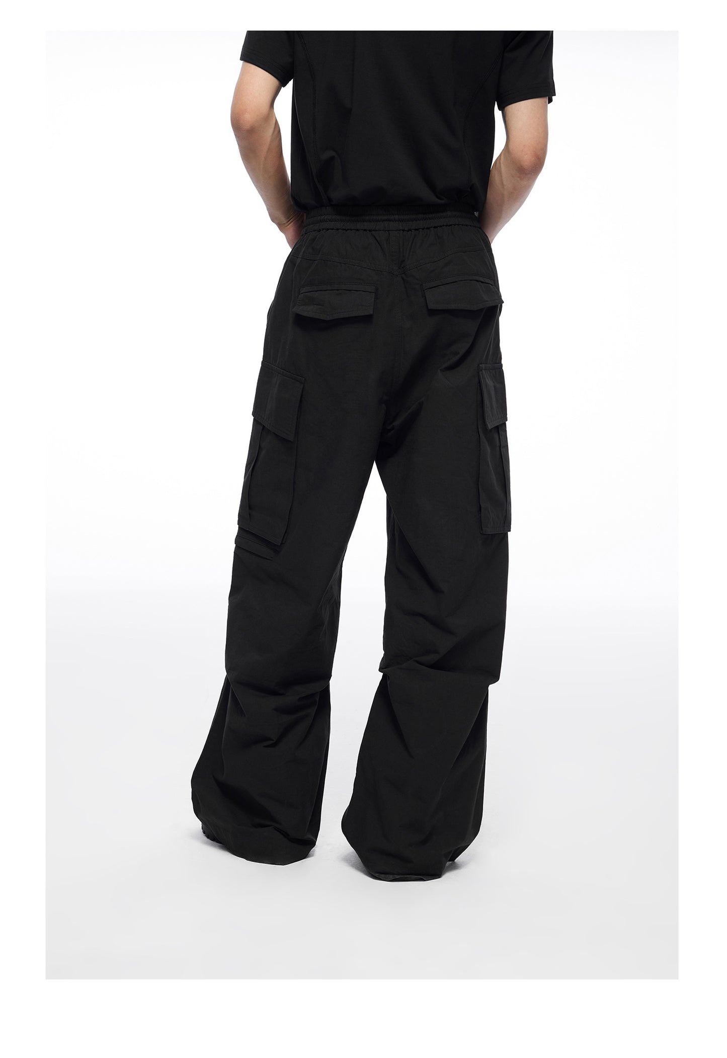 Multi-pocket pleated design paratrooper pants