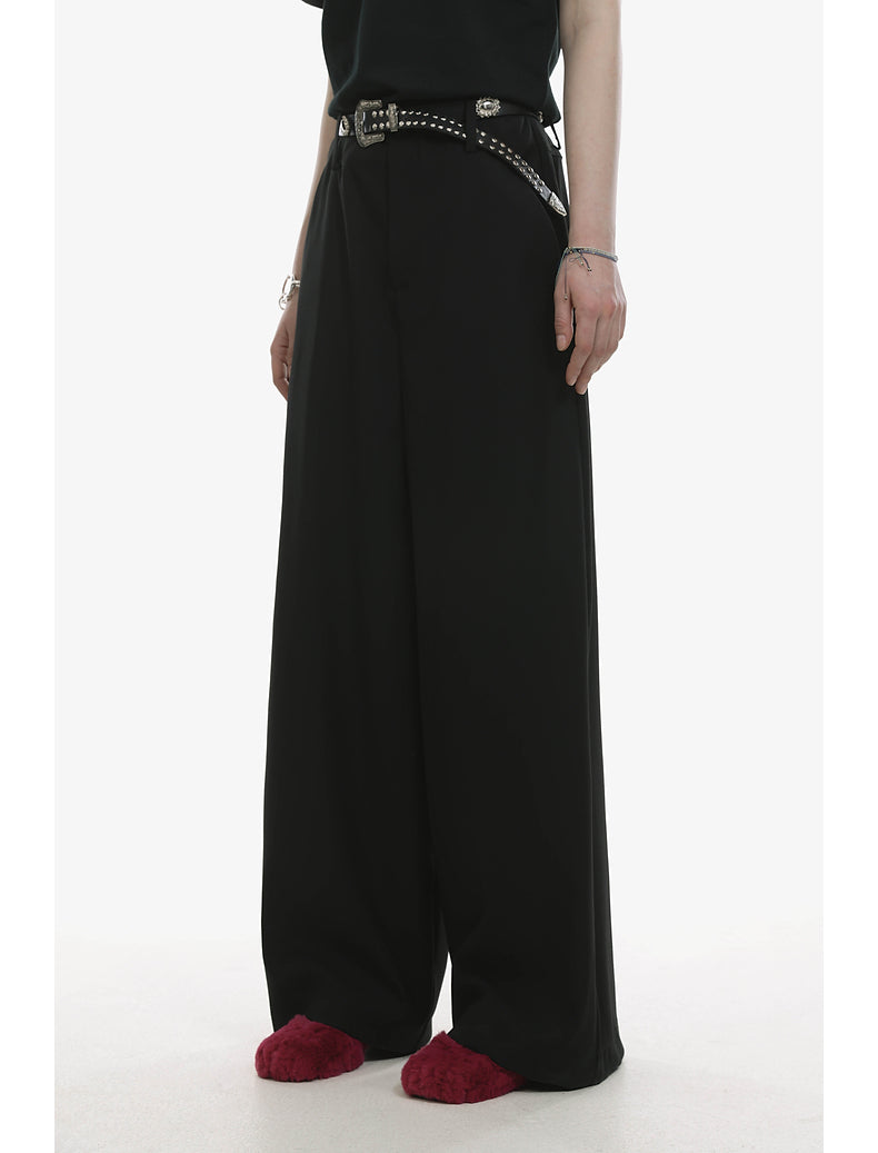 Low-end style silhouette drape pants