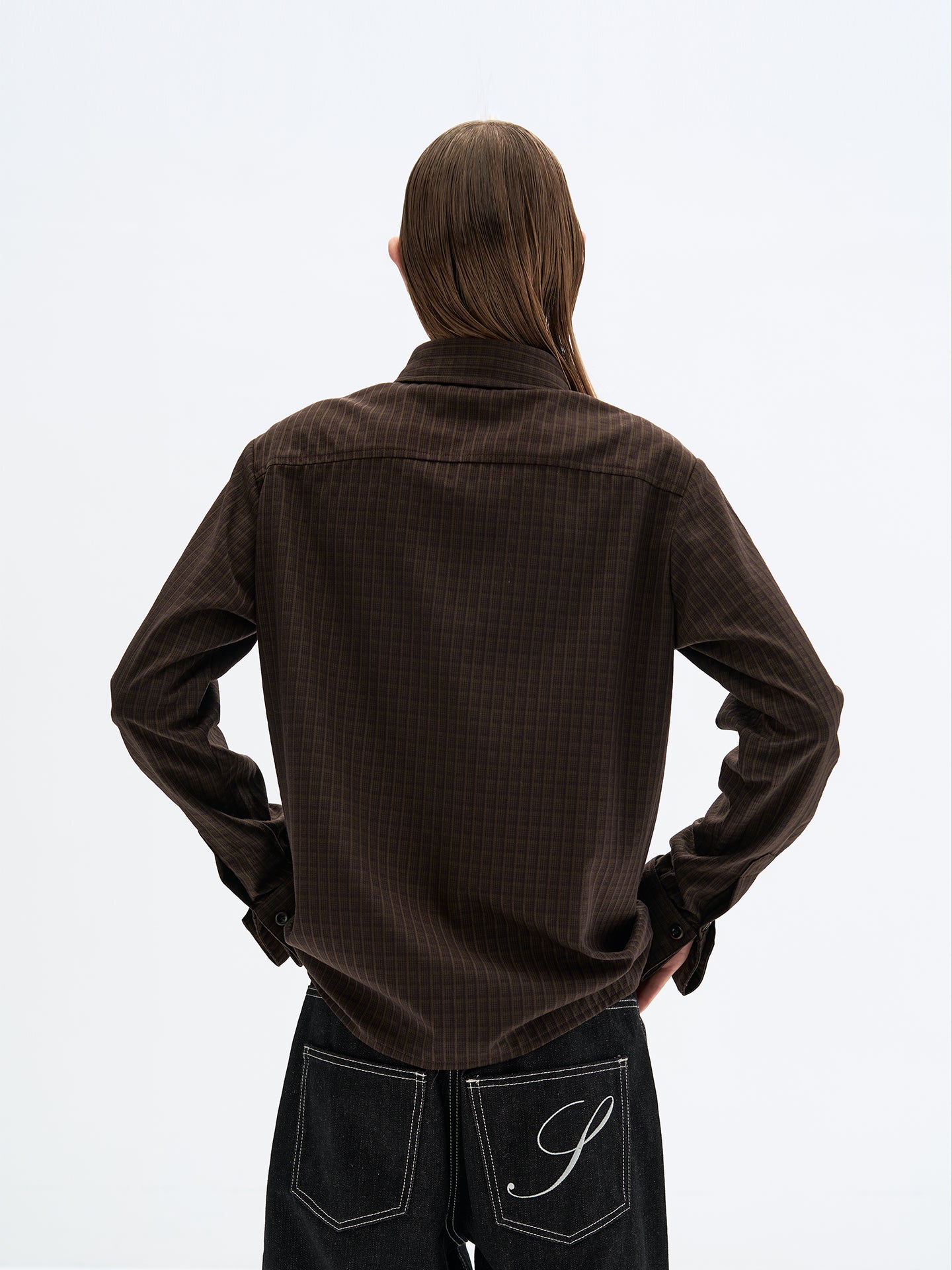 Straight shoulder shirt