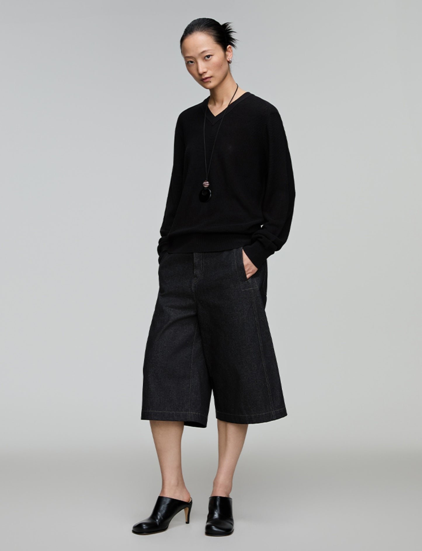 A-line loose denim shorts