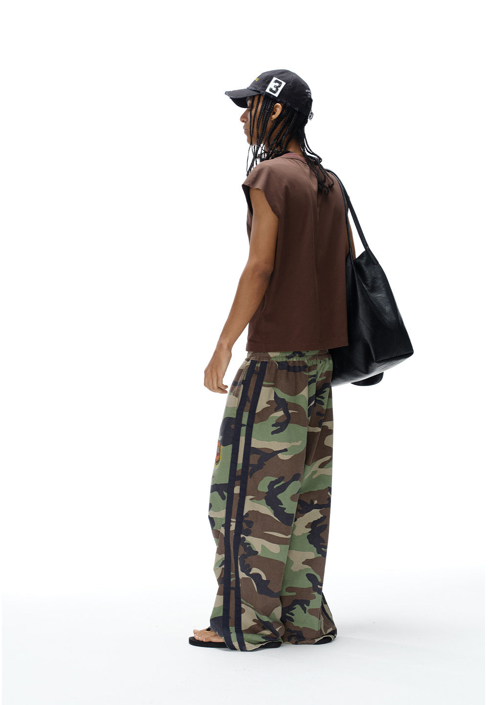 Embroidered Badge Sleeveless Shirt