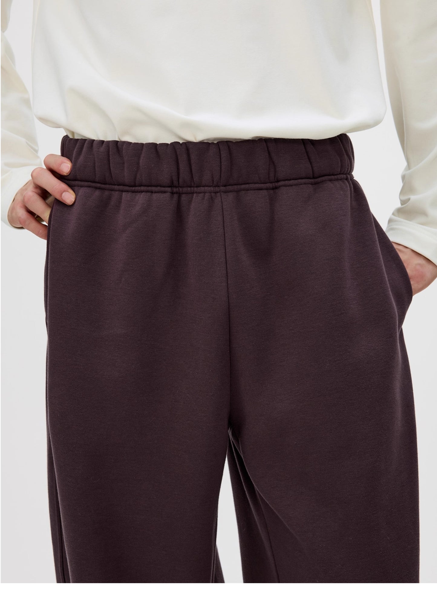 Relaxed Straight Sweatpants
