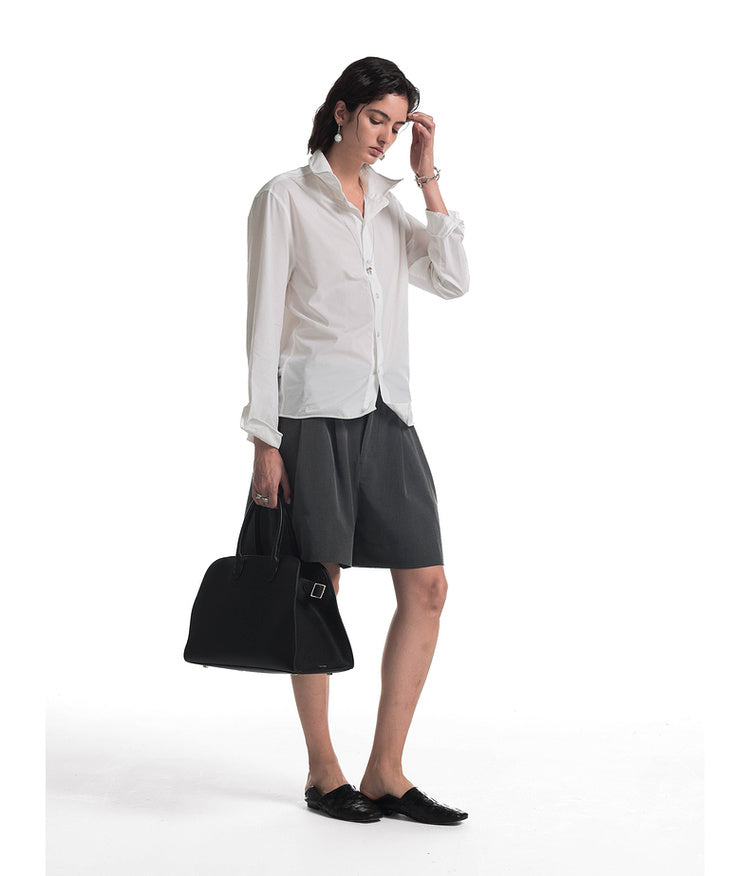 Plain versatile basic shirt