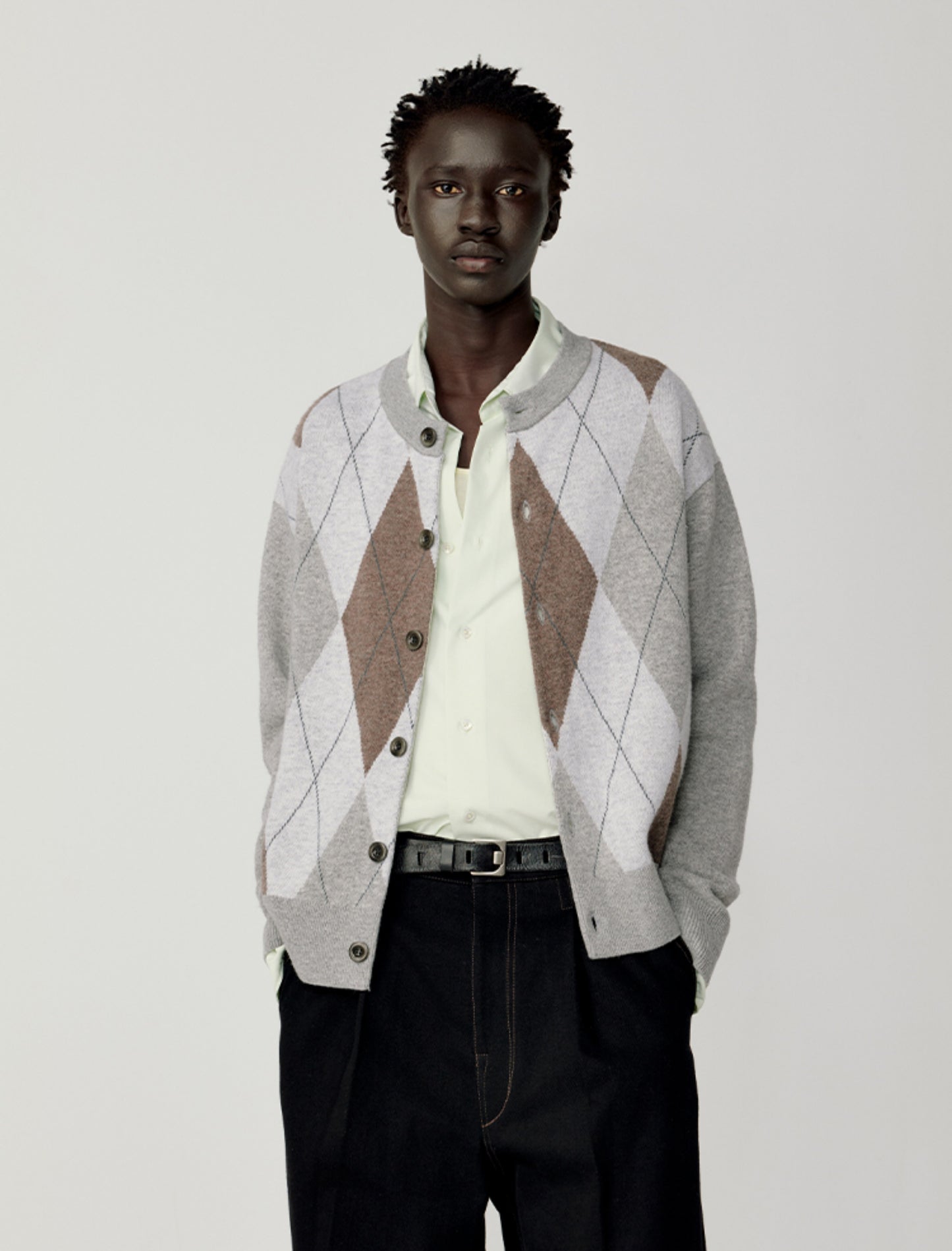 Loose round neck cardigan