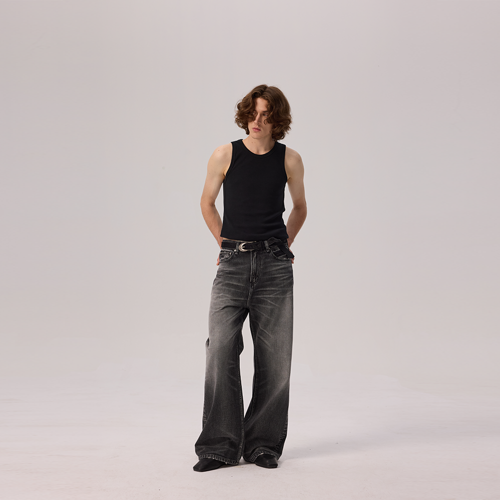 Clean Fit Whisker Jeans