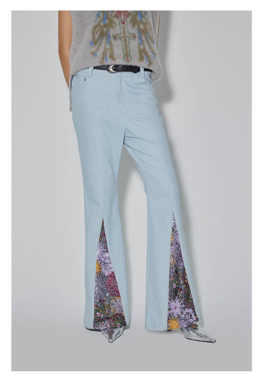 Micro Flare Jeans