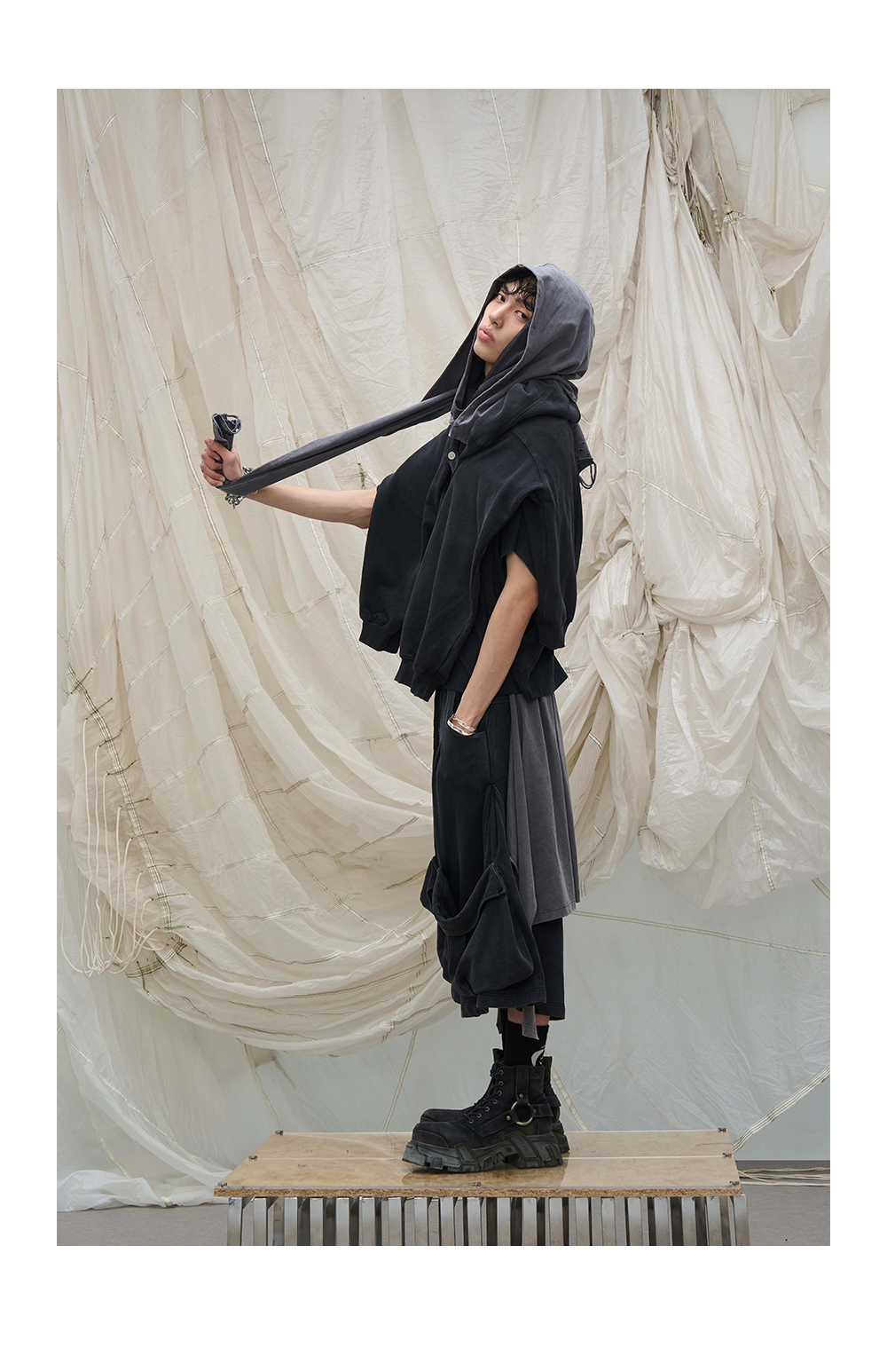 Removable decorative scarf