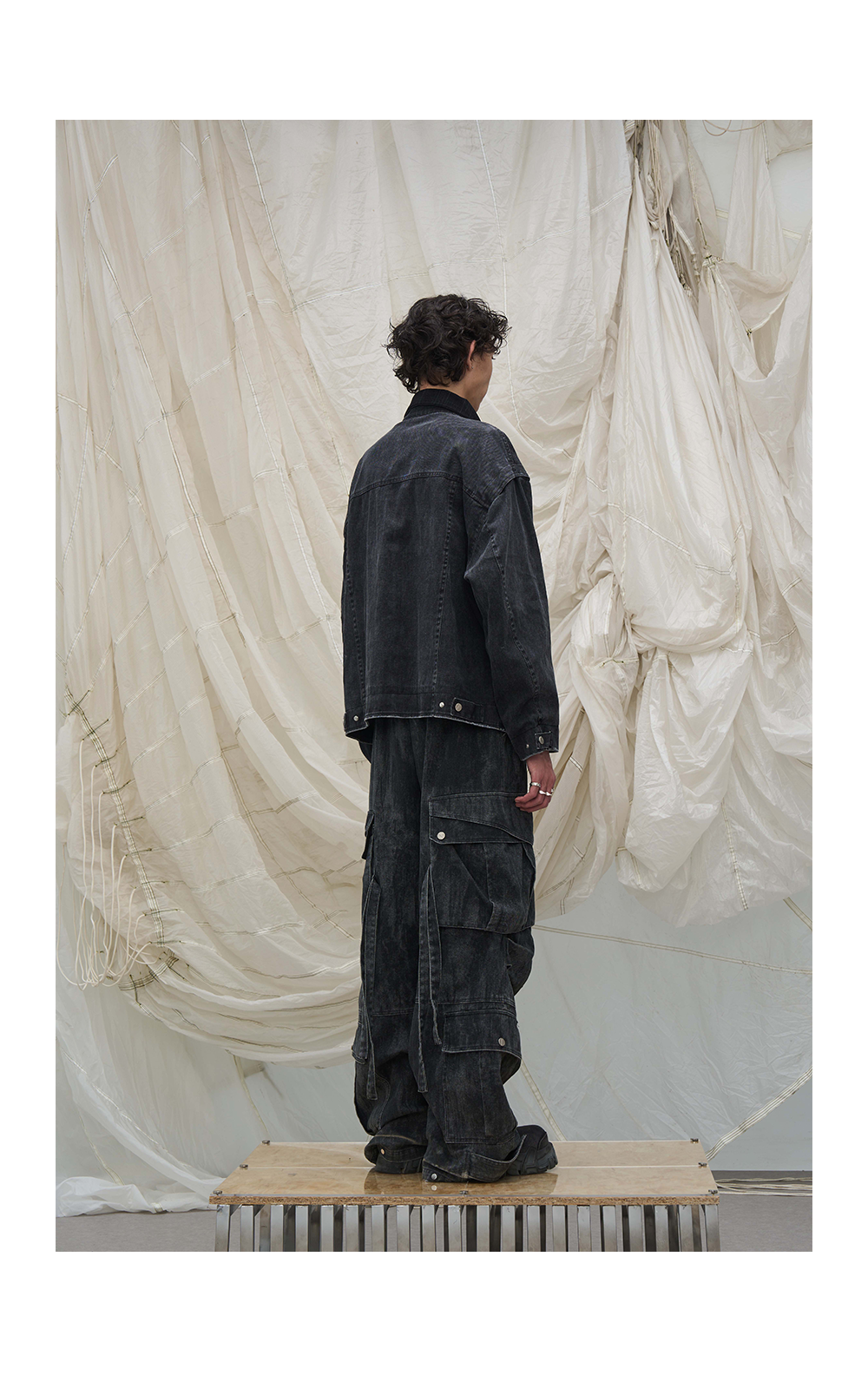 Washed multi-pocket bomber pants