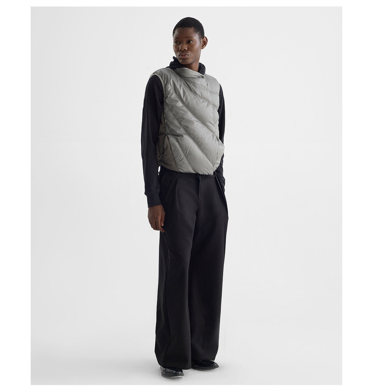 Houndstooth-Patterned Magnetic Down Vest