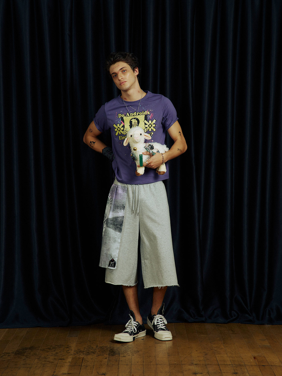 Drawstring Waist Shorts