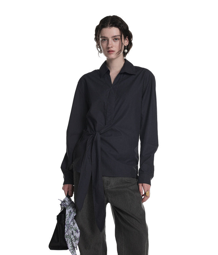 Vintage-style distressed finish shirt